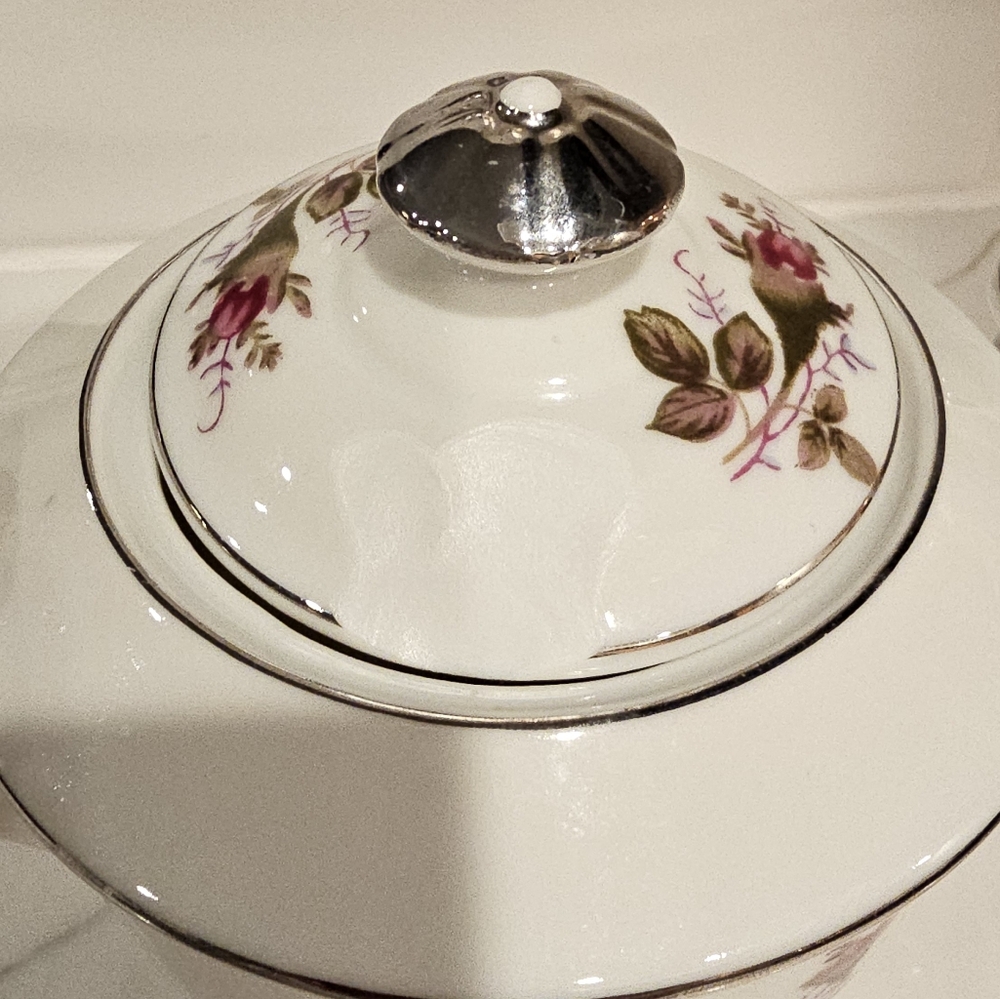 Not for sale Vintage 50s/60s Meiko Tea Rose Floral Tea Set - Picture 6 of 16